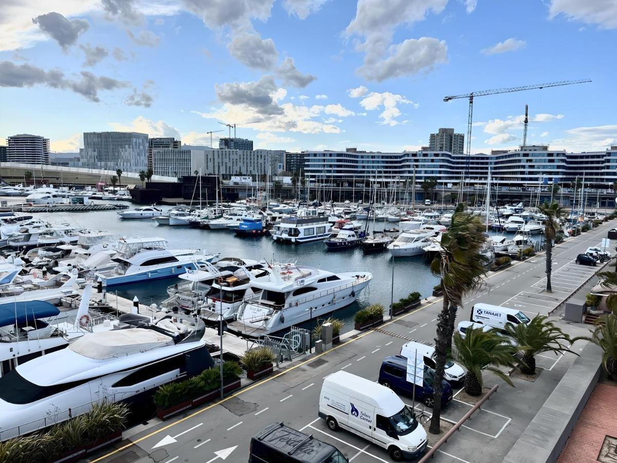 Cozy Private Two Rooms Yacht In Barcelona With Free Parking Sant Adrià de Besòs Exteriör bild